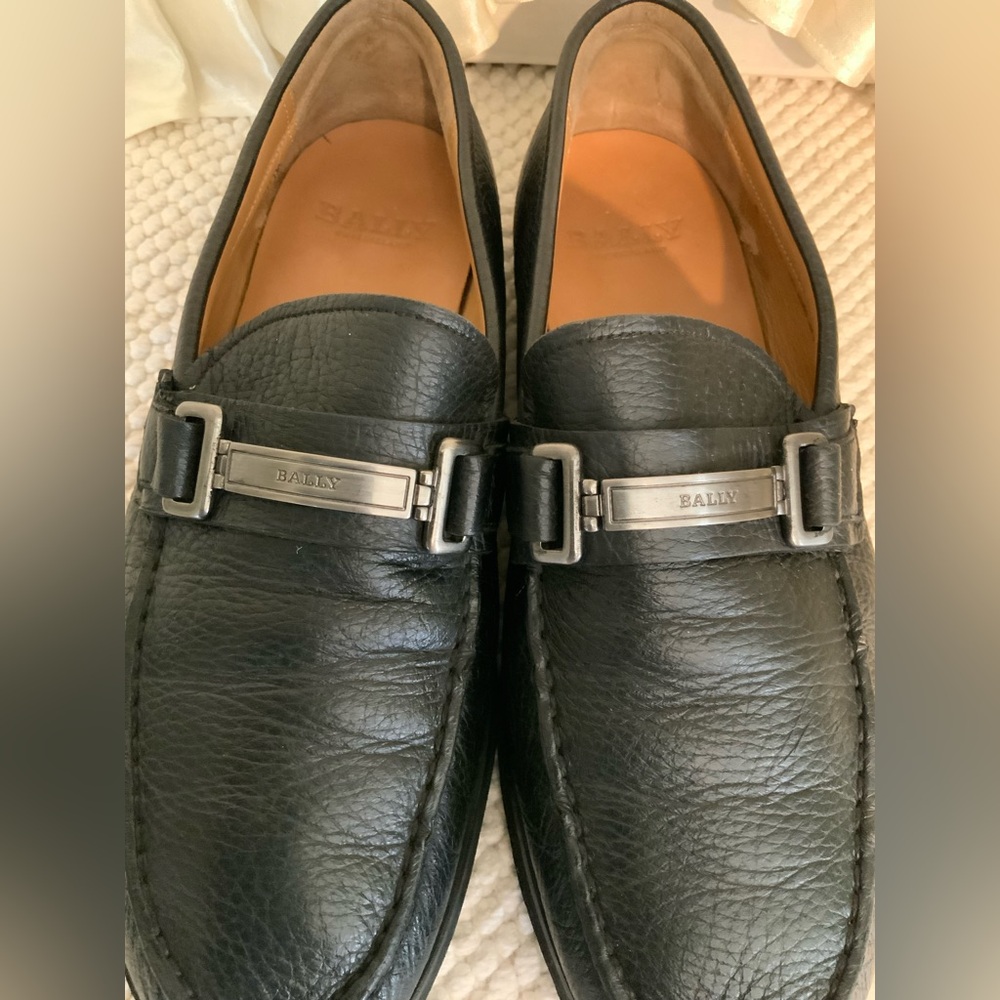 BALLY - Picture 8 of 11